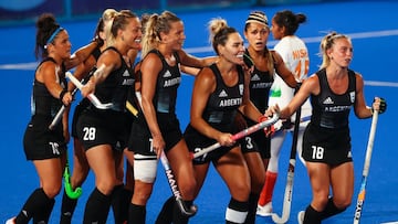 Tokyo 2020 Olympics - Hockey - Women - Semifinal - Argentina v India - Oi Hockey Stadium, Tokyo, Japan - August 4, 2021. Noel Barrionuevo of Argentina celebrates with teammates after scoring. REUTERS/Hamad I Mohammed