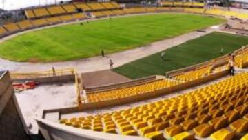 <b>LAVADO DE CARA. </b>El estadio Jaime Morón León, en Cartagena de Inidas, es uno de los que ha sido renovado. También el aeropuerto de Bogotá, las líneas de autobueses, los campos de entrenamiento y los edificios y centros comerciales.