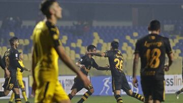 Arturo Fernández Vial derrotó a Peñarol en Concepción.