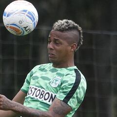 Lucumí entrena con el guiño de sus compañeros para la final