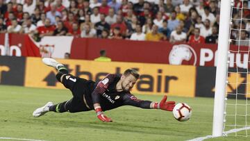 Vaclik, durante el partido contra el Atl&eacute;tico de Madrid.