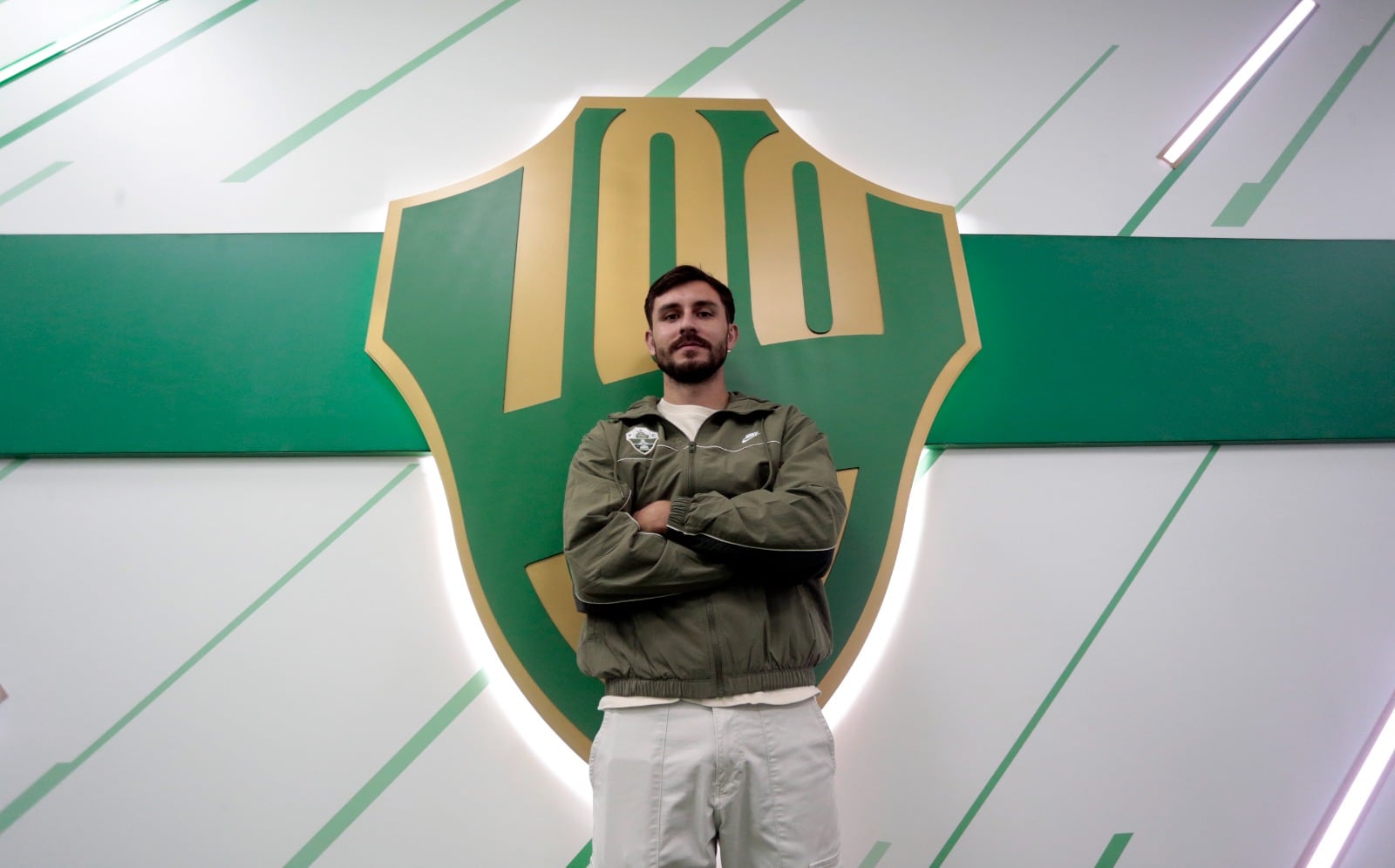 Chust: “Volver al Madrid es un sueño que me queda por cumplir”