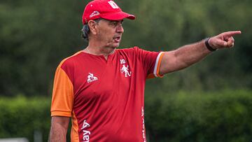 Polilla da Silva habla del fichaje de Juanfer Quintero