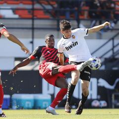 Carmelo media para que Tano y Manny no vayan a la selección y jueguen contra el Alcoyano
