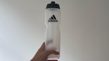 Probamos la mejor botella de agua deportiva (y para el da a da)