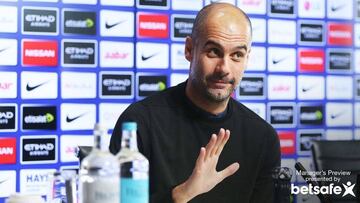 Guardiola: "No voy a cambiar mi estilo, antes vuelvo a España"