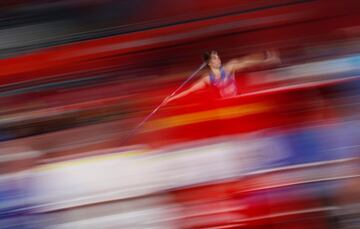 Kara Winger de EE. UU. Durante la Clasificación de lanzamiento de jabalina femenina en el Campeonato Mundial de Atletismo de Doha 2019 el 30 de septiembre de 2019.