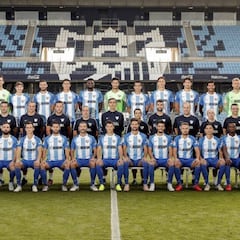 El Málaga se hace una foto oficial sin Al Thani, que sigue en Qatar