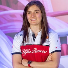 Tatiana Calderón: "Espero montarme este año en un F1"