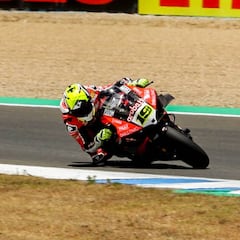 Davies y Rea no entienden la marcha de Bautista de Ducati