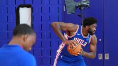 CAMDEN, NEW JERSEY - OCTOBER 2: Joel Embiid #21 of the Philadelphia 76ers participates in media day at the 76ers Training Complex on October 2, 2023 in Camden, New Jersey. NOTE TO USER: User expressly acknowledges and agrees that, by downloading and or using this photograph, User is consenting to the terms and conditions of the Getty Images License Agreement.   Mitchell Leff/Getty Images/AFP (Photo by Mitchell Leff / GETTY IMAGES NORTH AMERICA / Getty Images via AFP)