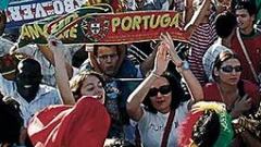 <b>DE LOCURA. </b>La afición portuguesa está disfrutando con el juego de su selección y para hoy quiere una nueva exhibición.