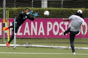 Atlético Nacional entrenó pensando en el partido frente al Independiente Medellín por la décima fecha de la Liga Águila. EL 'clásico paisa' se disputará el sábado a las 3:15 p.m. 