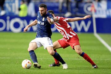 Borja Bastón delantero del Real Oviedo.