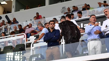 Arribas y Víctor Alonso, en el palco del Cartagonova.