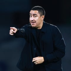 Efraín Juárez minimiza el fracaso y se dice “con energía” para seguir en Pumas