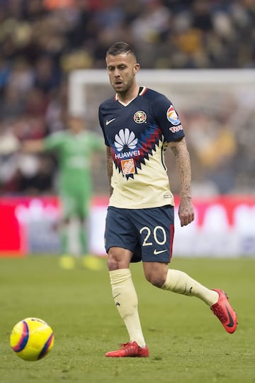 Jéremy Ménez tuvo sus primeros minutos en la Liga MX ante el Atlas y te presentamos las mejores fotos de su estreno como azulcrema.