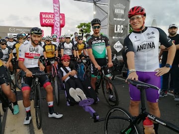 El calor de Barranquilla, el río Magdalena, el mar Caribe y 1500 aficionados rodaron junto a Peter Sagan en el gran fondo que pone fin a su visita a Colombia.