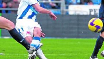 <b>TRANQUILIDAD. </b>La plantilla del Recre, con Aitor a la cabeza, esta convencida de que el equipo sigue en la buena línea.