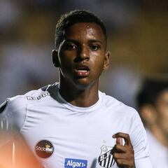 La lesión de espalda que sufre Rodrygo abre una crisis