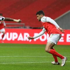 Padre de Alberth Elis habló sobre el futuro de su hijo en Boavista