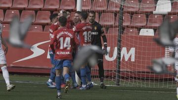 Djurdjevic hizo el primero.