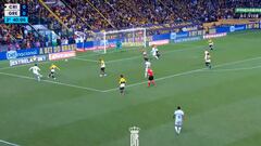 Fue olvidado por Gareca y hoy brilló con una asistencia en Brasil: ¡notable intervención!