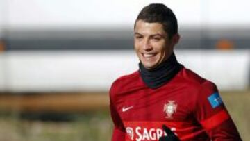 Cristiano sigue concentrado con Portugal, pese a que no podr&aacute; jugar el pr&oacute;ximo partido por sanci&oacute;n.