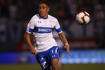 Parte del plantel profesional de Universidad Católica. Una de las figuras jóvenes del club y parte también de la última selección chilena Sub 20.