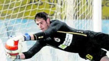 <b>QUINTO FICHAJE. </b>El portero canario reforzará el equipo pucelano y también llega libre de su anterior equipo.