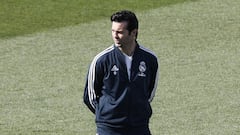 Why Solari was over an hour late to pre-game press conference