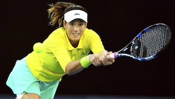 Garbiñe Muguruza, con el muslo derecho vendado.