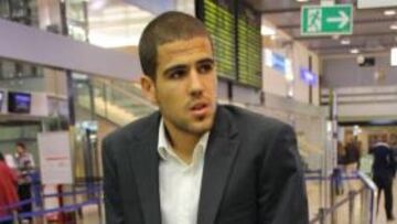 Domínguez se rompe pero regresa Godín