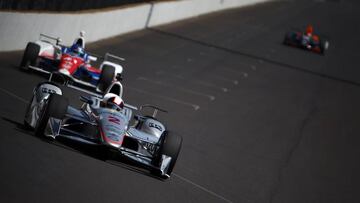 Montoya pierde el control de su carro y abandona Indy 500