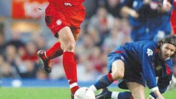 <b>TODOTERRENO. </b>Gerrard posee capacidad de trabajo y mucha proyección en ataque.