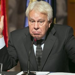 ¿Cuándo fue presidente Felipe González y cuántos años estuvo en el Gobierno con el PSOE?