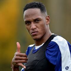 Milan piensa en Yerry Mina