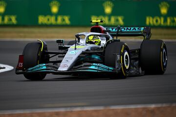 NORTHAMPTON, ENGLAND - JULY 03: Lewis Hamilton of Great Britain driving the (44) Mercedes AMG Petronas F1 Team W13 on track during the F1 Grand Prix of Great Britain at Silverstone on July 03, 2022 in Northampton, England. (Photo by Clive Mason/Getty Images)