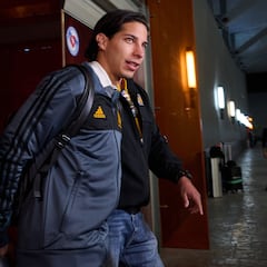 Diego Lainez arribó a Monterrey para firmar con Tigres