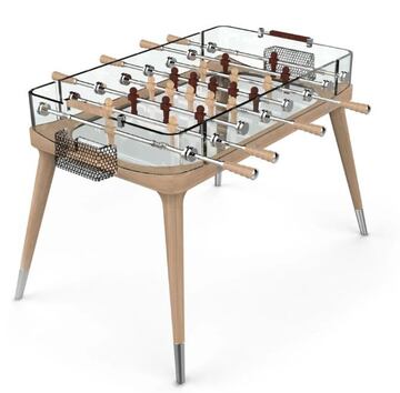 El modelo "Teckell" de la casa Angolo Foosball Games Table, es un diseño innovador italiano elaborado con cristal, madera de nogal y detalles cromados. Está hecho artesanalmente y su precio ronda los 12.000 euros.