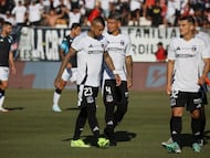 Futbol, Colo Colo vs Racing.
Partido amistoso, Choque de Campeones
El jugador de Colo Colo Arturo Vidal es fotografiado durante el partido amistoso contra Racing disputado en el estadio Monumental de Santiago, Chile.
18/01/2025
Dragomir Yankovic/Photosport
Football, Colo Colo vs Racing
Friendly match, Choque de Campeones
Colo ColoÕs playerArturo Vidal is pictured during friendly match against Racing held at the Monumental stadium in Santiago, Chile.
18/01/2025
Dragomir Yankovic/Photosport