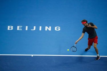 Zverev crashes out in Beijing