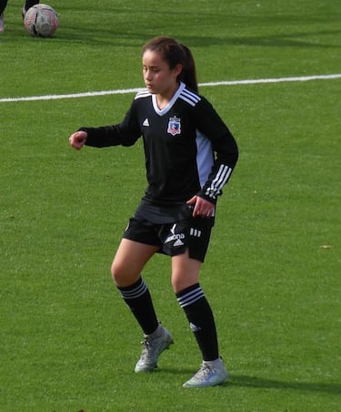 La nueva joya de 12 años que irrumpe en Colo Colo y es hija de un ex ‘9′ albo: “Es una copia mía”