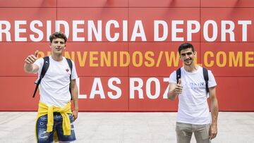 De Gea, Pau Torres y Gerard Moreno se incorporan al grupo