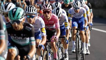 Cómo y dónde ver en televisión la etapa 7 del Giro de Italia 2020. Este viernes 9 de octubre será de 143 kilómetros entre Matera y Brindisi.