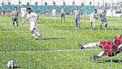 El Castilla coge aire y hunde a la Ponferradina