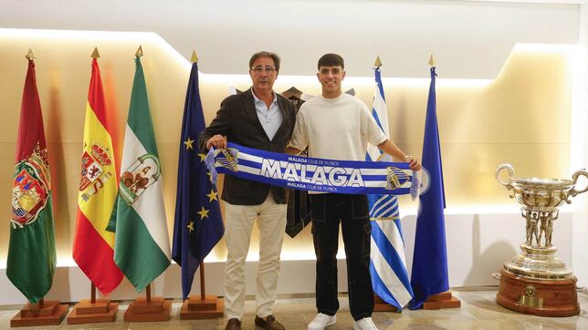 El Málaga ata a Izan, otra de las joyas de la cantera