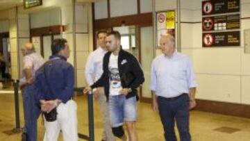 Jesé, con Ginés Carvajal en Barajas.