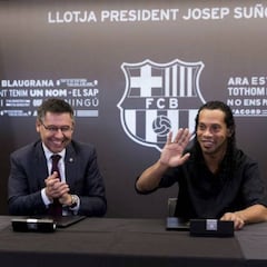 Ronaldinho, embajador del Barça, duda a quién animar hoy