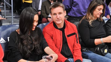 LOS ANGELES, CALIFORNIA - DECEMBER 01: Rob Dyrdek and Bryiana Noelle Flores attend a basketball game between the Los Angeles Lakers and the Dallas Mavericks at Staples Center on December 01, 2019 in Los Angeles, California. (Photo by Allen Berezovsky/Getty Images)